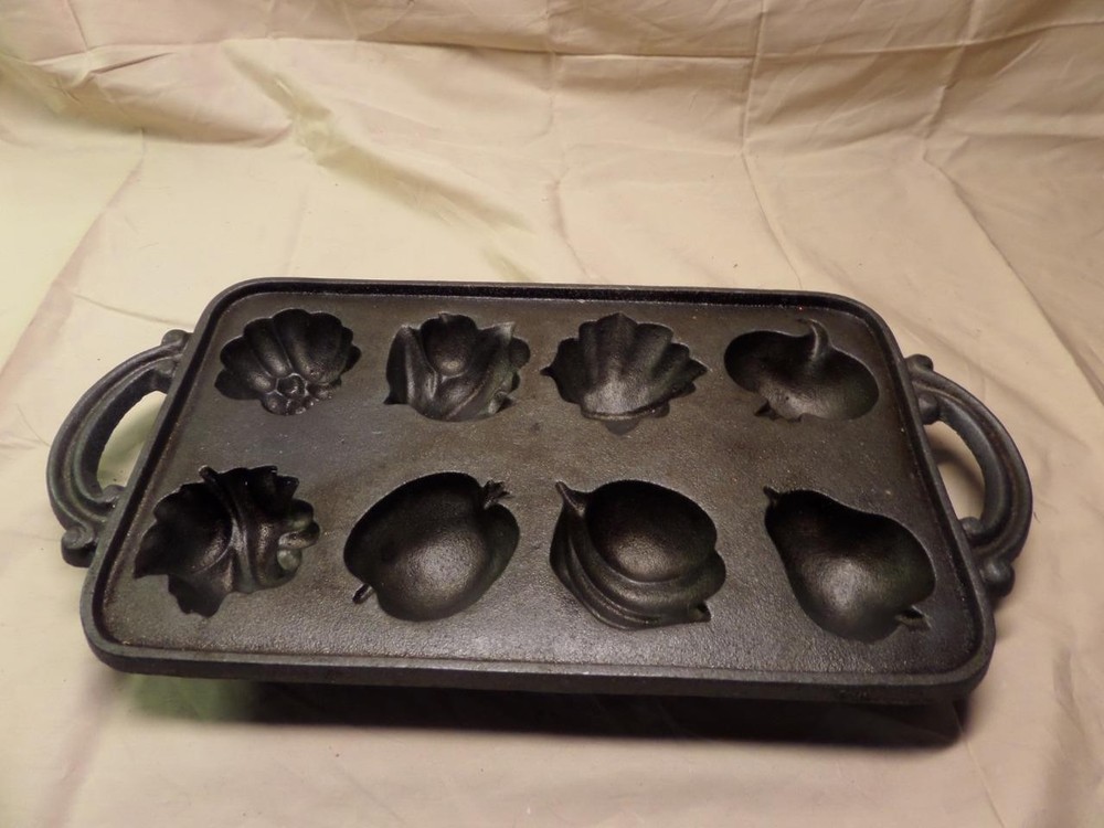 John Wright Fruit Vegetable Design Cast Iron Metal Mold Cornbread Muffin Pan