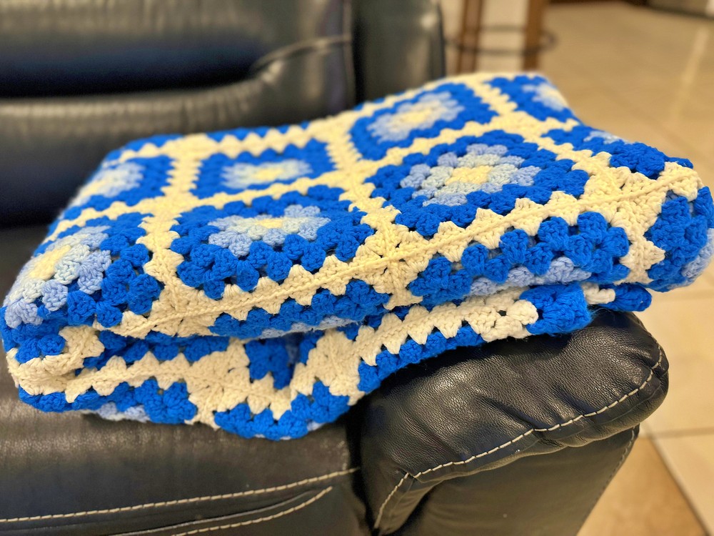 Granny Square Cottage Blanket Throw