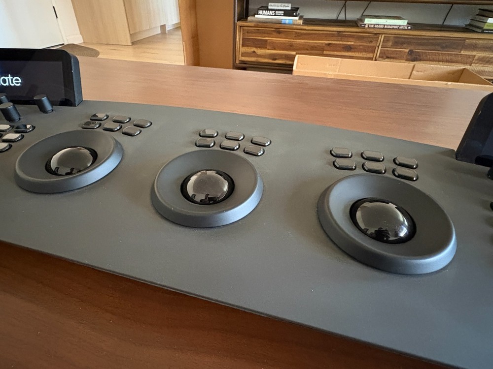 FilmLight Slate Control Surface [Portable Color Grading Panel] [Dual Display]