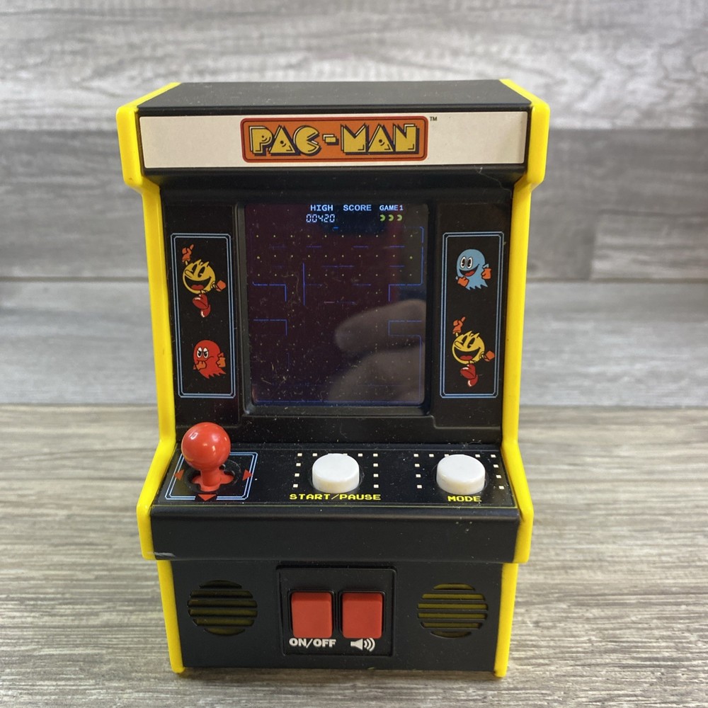 Basic Fun Pac-Man Handheld Mini Arcade Game Bandai Namco Pacman Tested Working