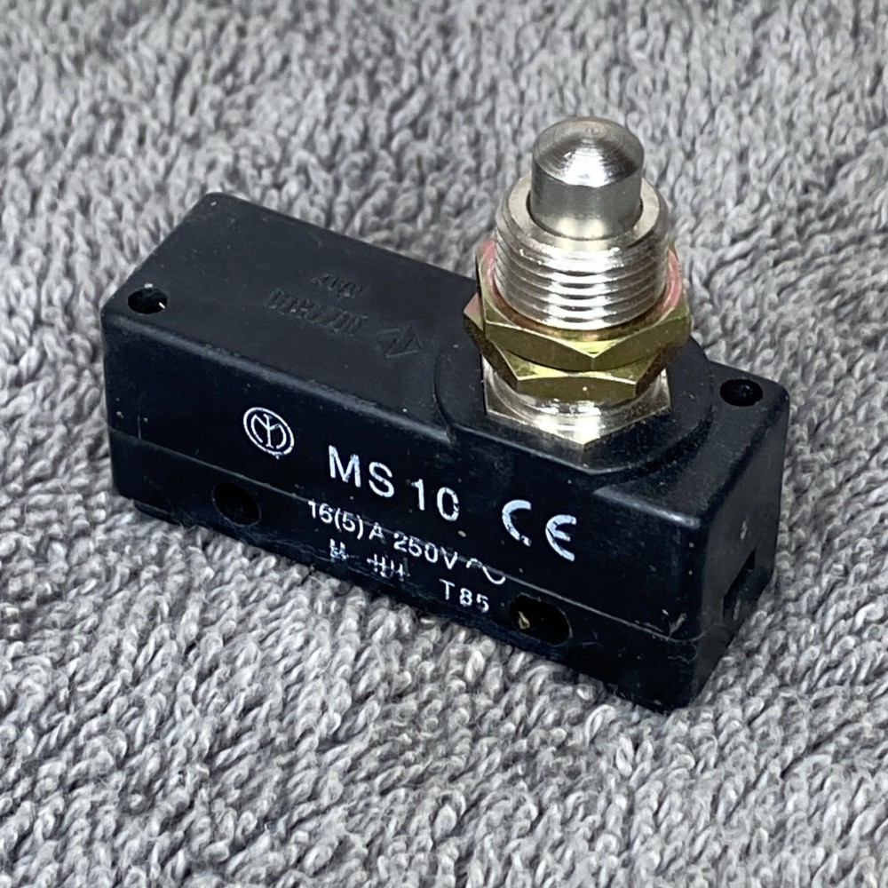 Pizzato MS10 Micro Switch New Old Stock Open Box