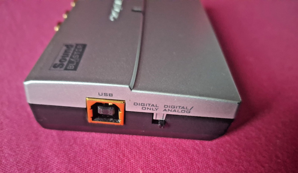 Creative Labs External Sound Blaster Model SB0270 w USB Aux Cable G2U