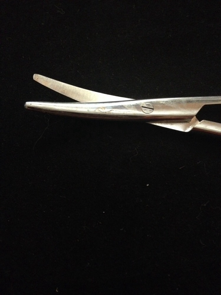 VANTAGE V95-182 Tonsil Scissors 7" Long Good Condition