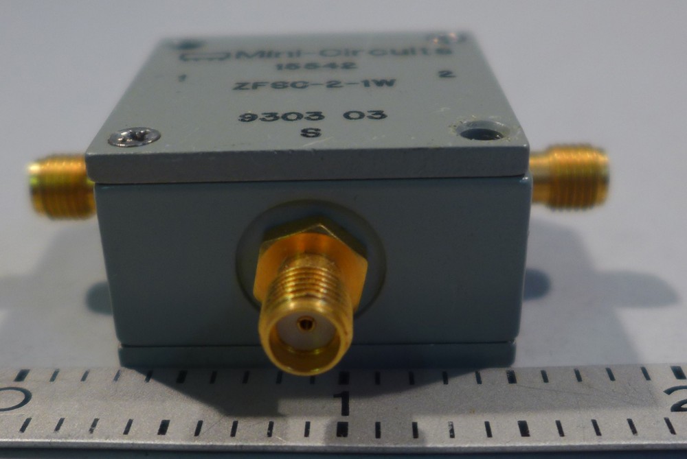 Mini-Circuits ZFSC-2-1W Power Splitter/Combiner