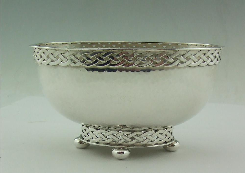 ARTS & CRAFTS SOLID SILVER BOWL A.E.JONES 1930