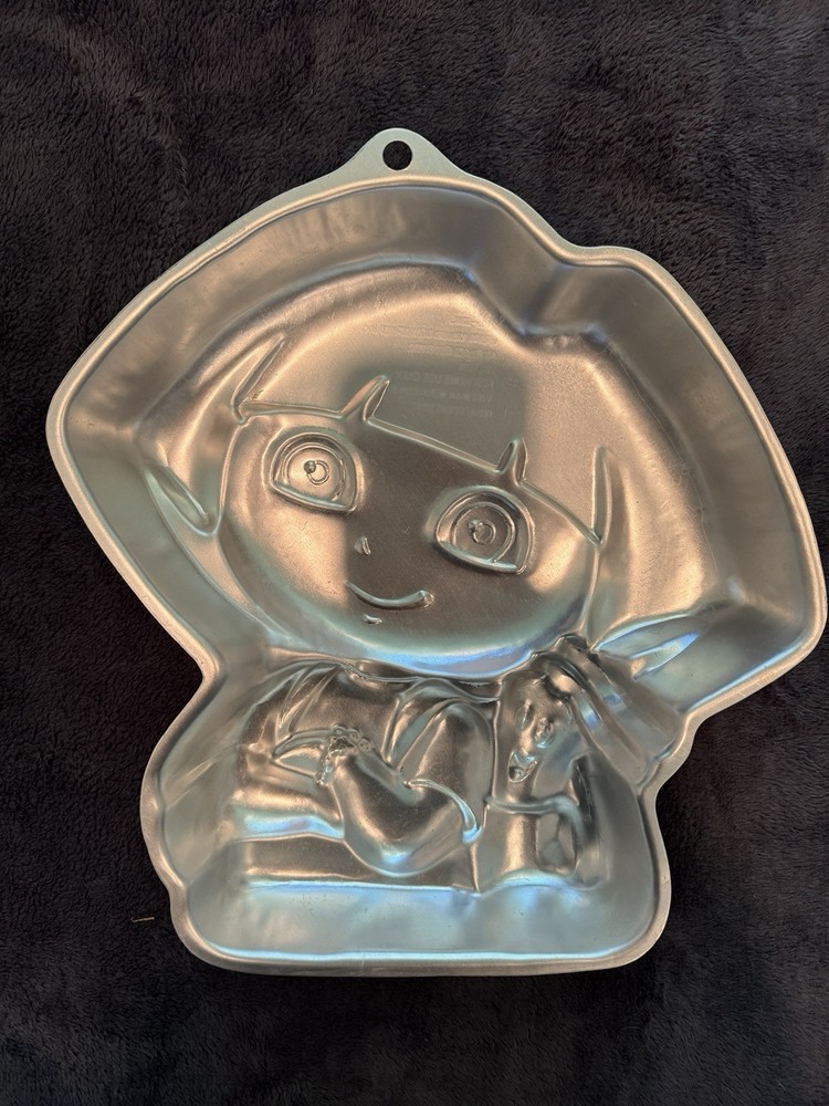 Wilton Dora The Explorer Cake Pan 2105-6305