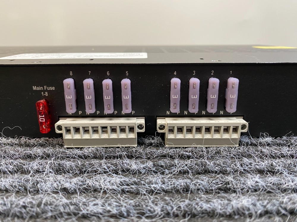 Altronix Vertiline 8 DC Rack Mount Power Supply