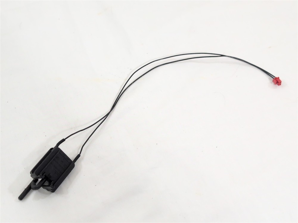 Lock switch*ONLY model IP-DUO80 V2* Pressure Cooker Replacement part