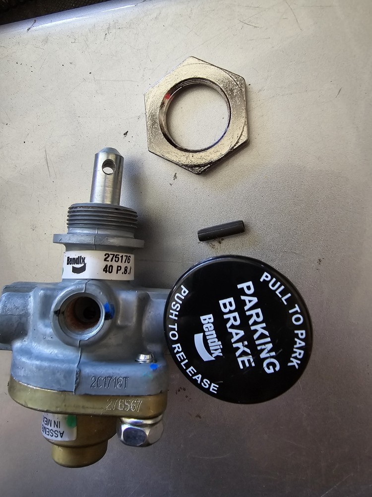 Bendix 275176 Push Pull Control Valve New Push Pull Style Parking Brake 40 PSI
