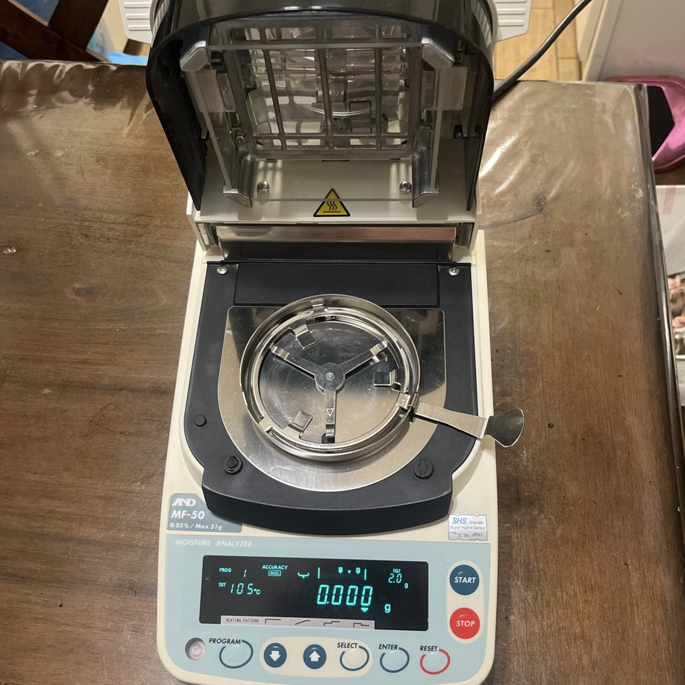 A&D MF-50 Moisture Analyzer
