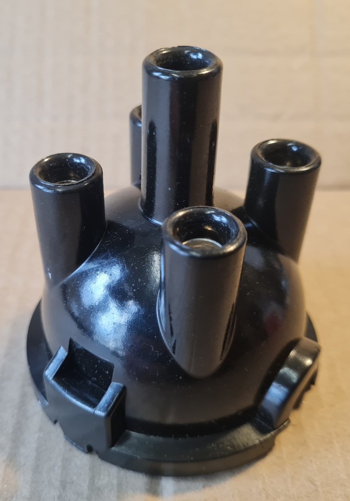 Classic Mini Lancer Distributor Cap 25D4 Top Entry Exit Type GDC103 DC4428 NOS