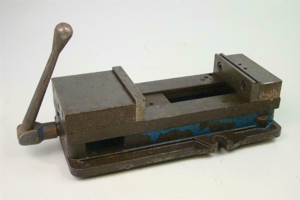 Kurt  AngLock Kurt 6" Precision Machine Vise  , D688