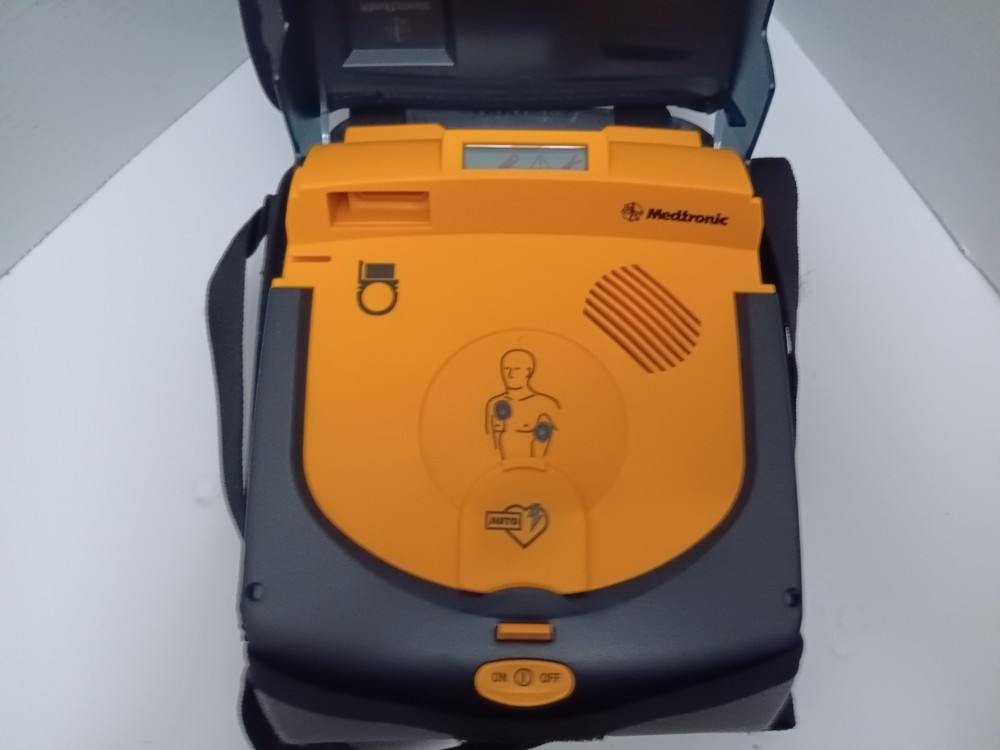 Medtronics LIFEPAK CR-T Training System with Case Unit 30