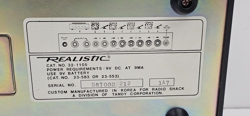 Realistic microphone mixer (P25017191)
