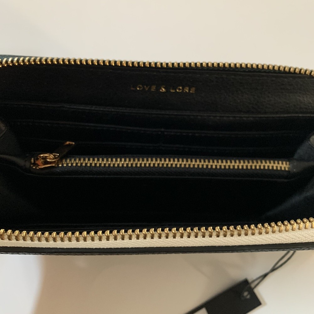 Love And lore Women’s Long Wallet Black