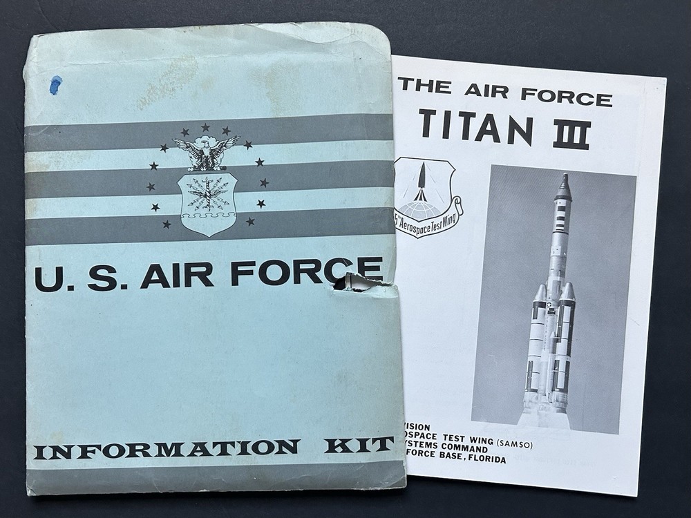 1966-1967 U.S. Air Force Systems Command Press Information Kit Folder Lot