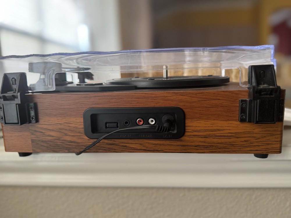 WOCKODER Vintage Style Turntable Record Player Built-In Speakers AUX