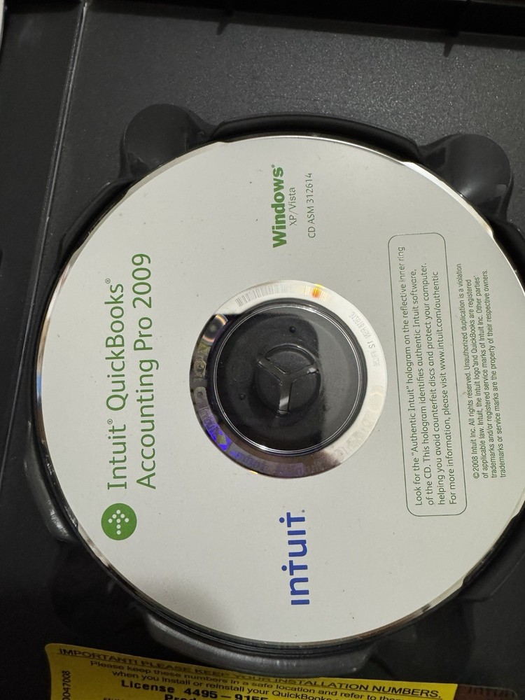 Intuit Quickbooks Accounting Pro 2009 for PC Window XP