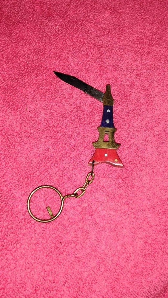 VINTAGE EIFFEL TOWER POCKET KNIFE KEYCHAIN
