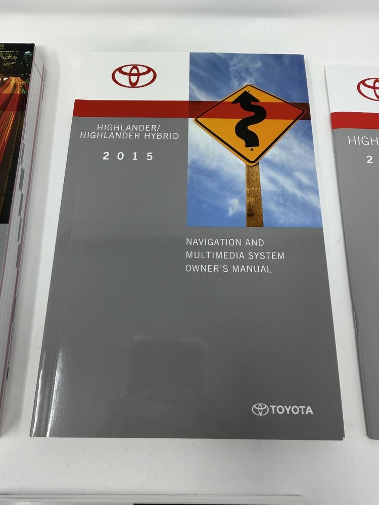 2015 Toyota Highlander Owners Manual OEM Complete Set