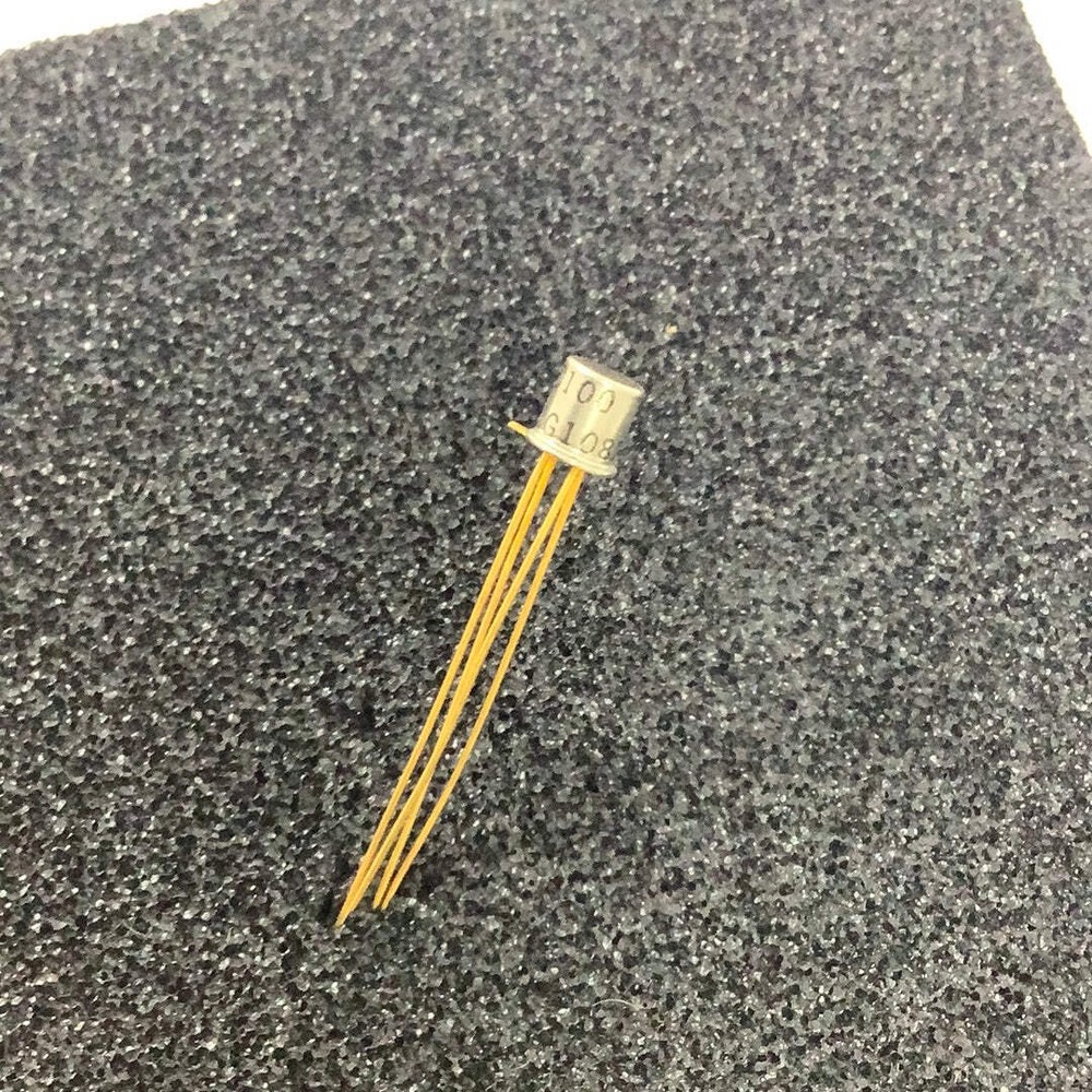 UC100 - - TRANSISTOR