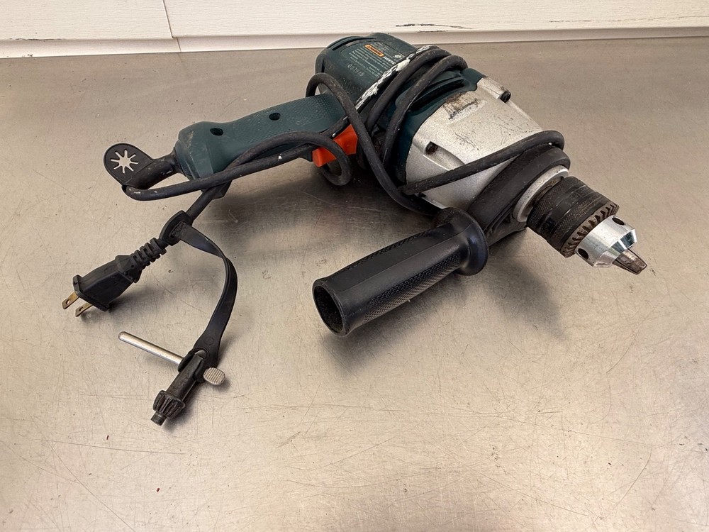 Black & Decker Hammer Drill DR600 Working #G-9