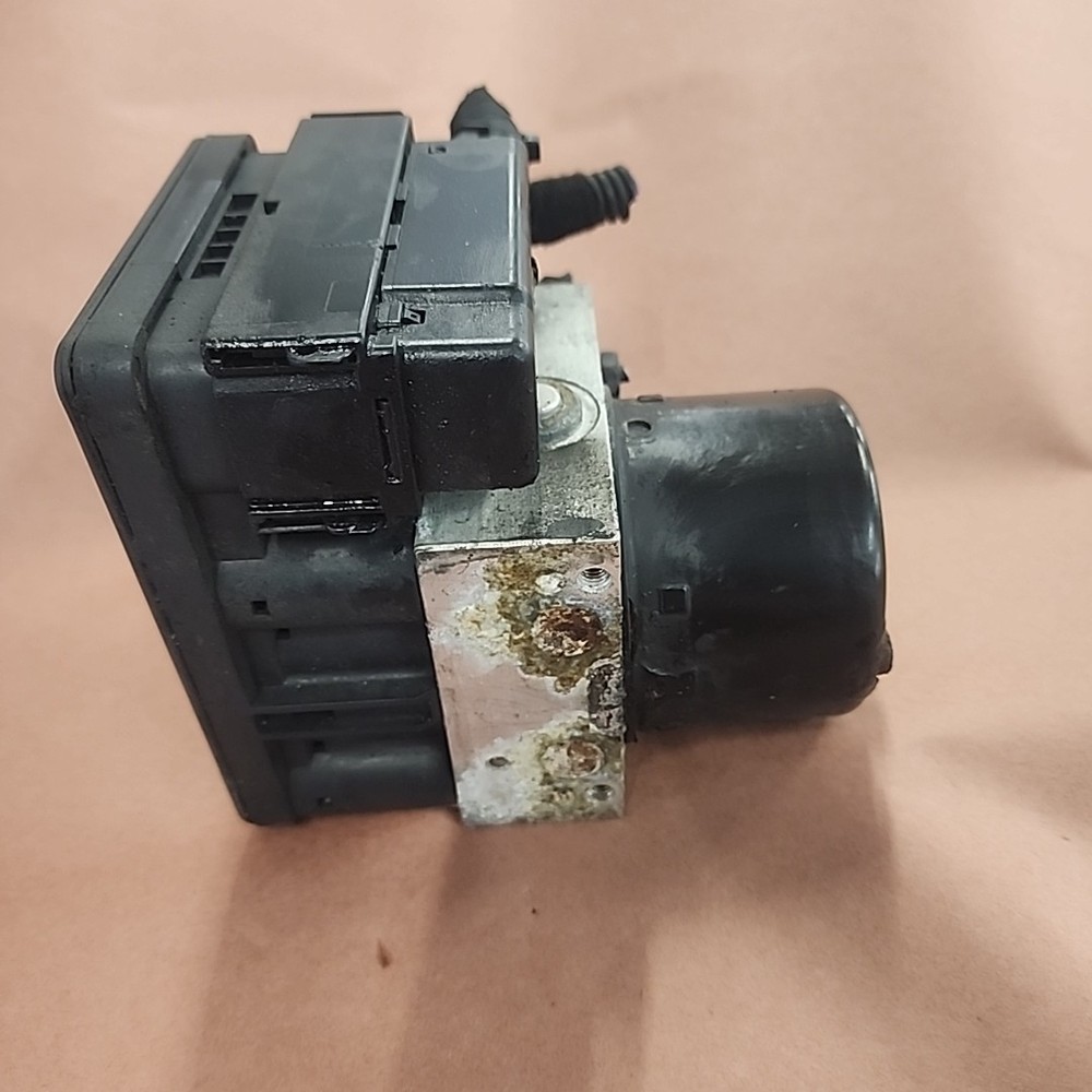 2000 2001 2002 2003 2004 2005 2006 AUDI TT CONVERTIBLE ABS PUMP ABS MODULE