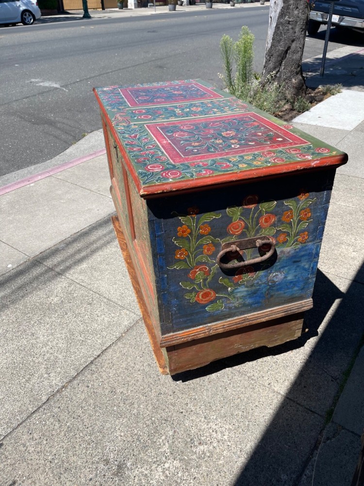 Hand Painted Trunk Romanian Fold Art 1910