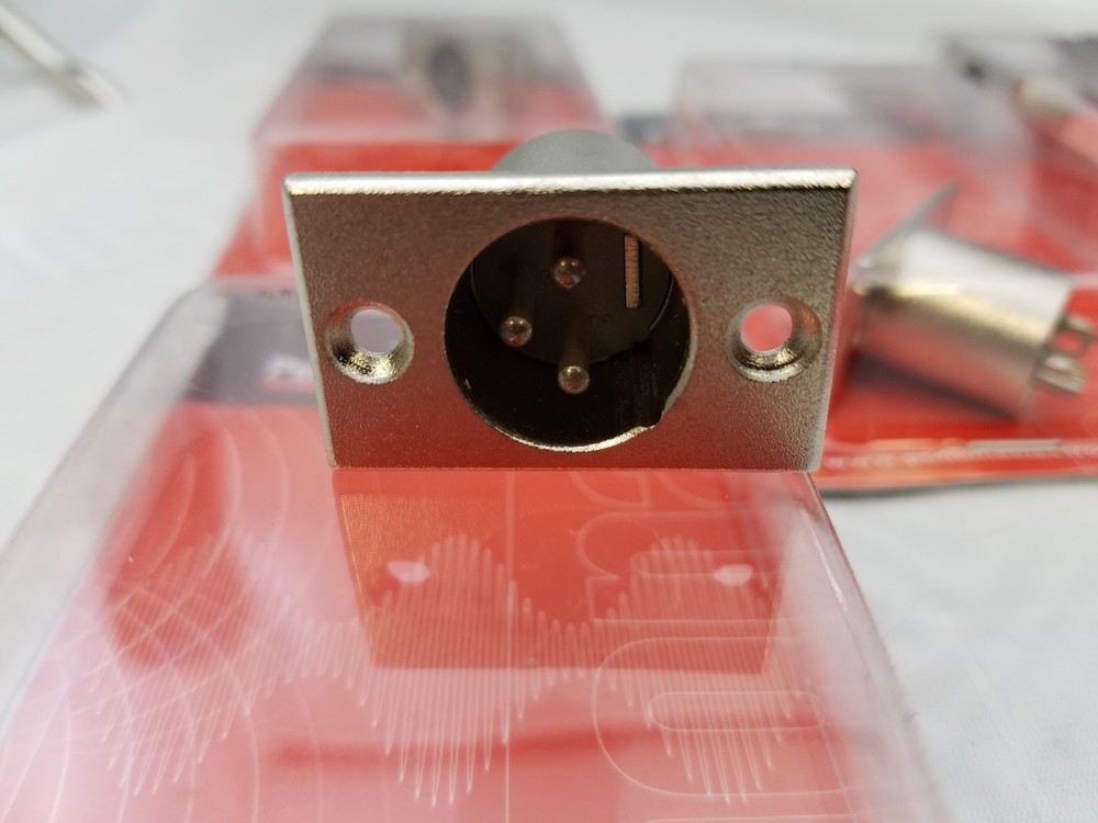 5 (LOT) Pomona XLR Male 3-Pin Rectangular Flanged Panel Mount, D3M