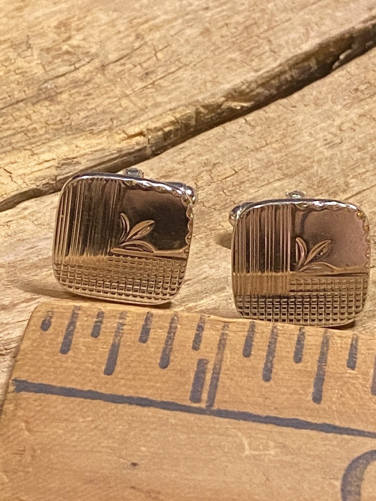 VINTAGE SILVER TONE SQUARE CUFFLINKS .75”