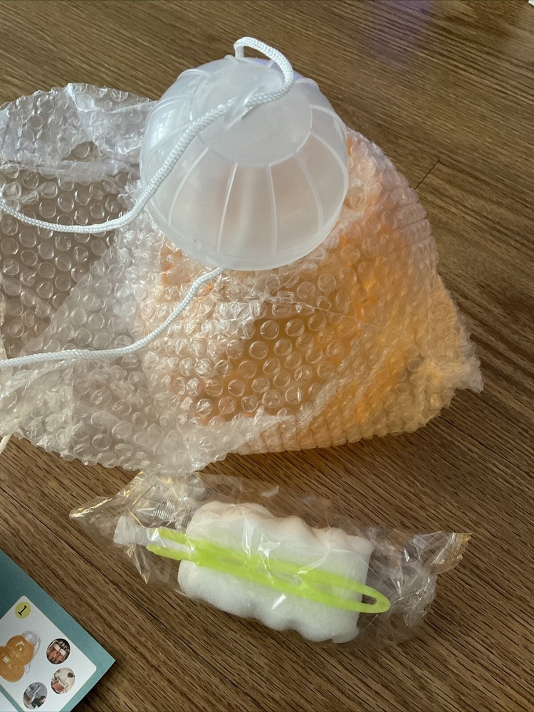 2 wasp reusable traps clear orange USED