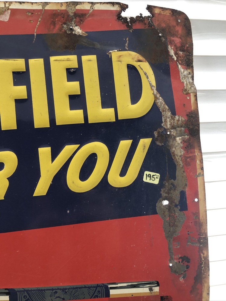 Vintage original chesterfield cigarette tin sign￼