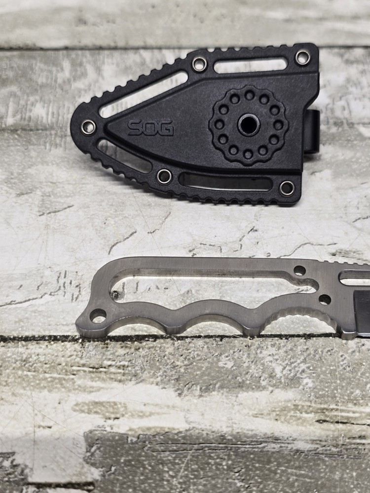 SOG INSTINCT MINI FIXED BLADE TACTICAL NECK KNIFE & KYDEX SHEATH