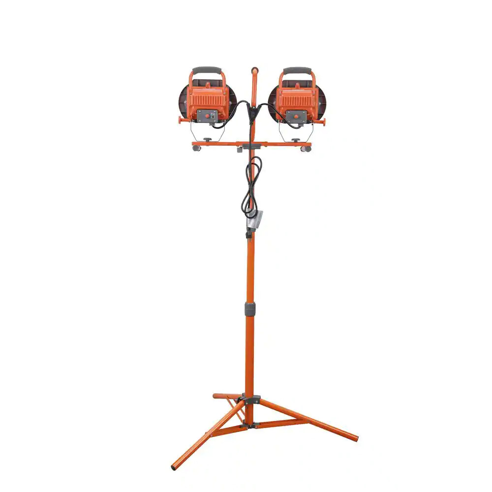 HDX 1200-Watt Halogen Tripod Work Light Portable w/ Tripod & Adjustable Head