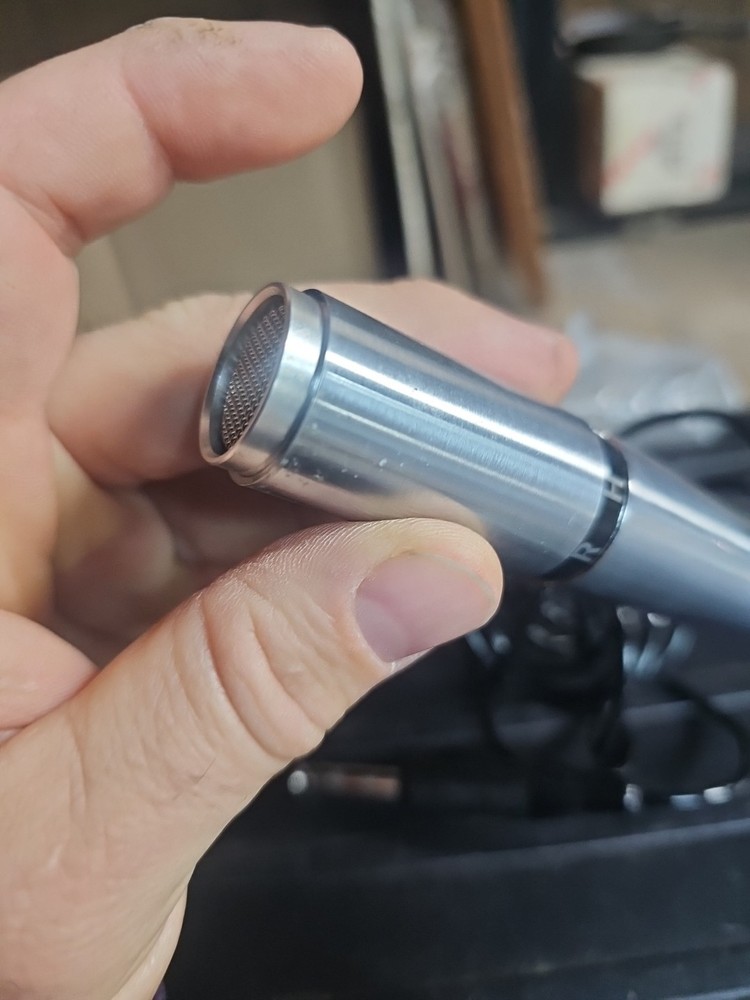 Rheem Microphone Handheld With Base R114