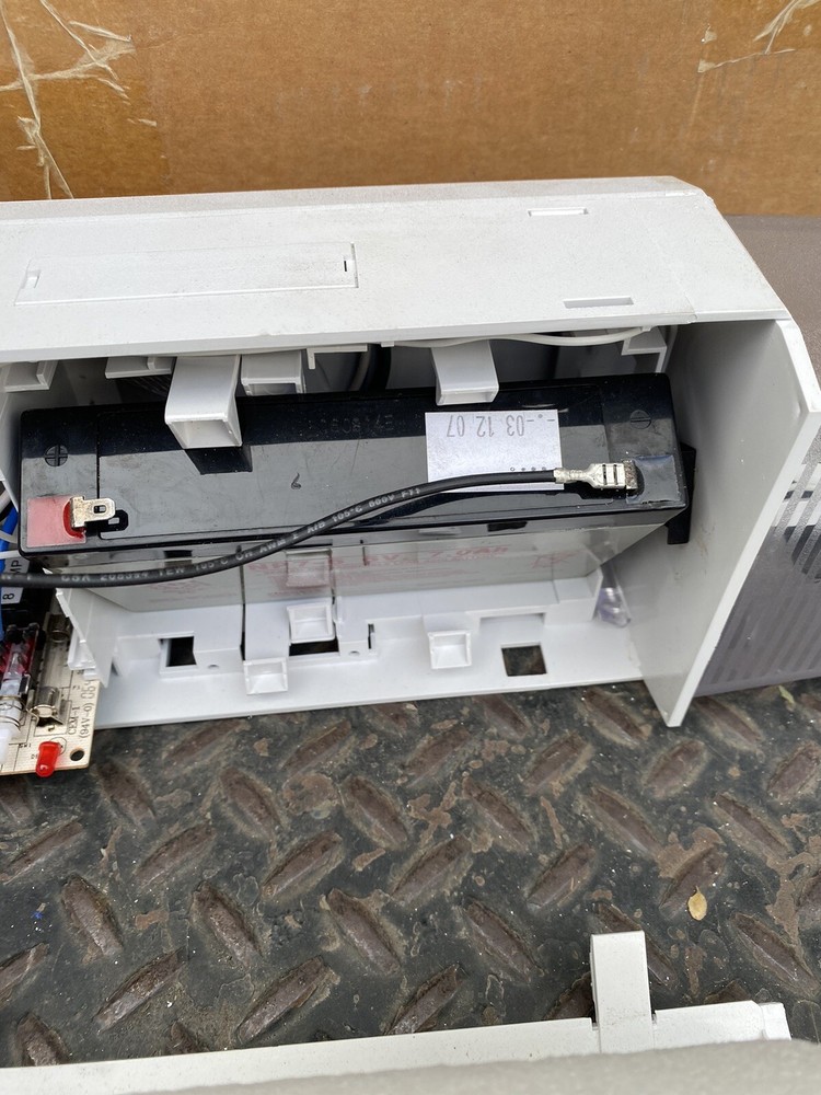 (TOA) E118LH7W Lightolier Emergency Light