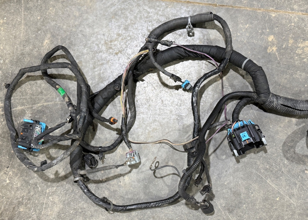 Duramax LML Lower Engine Wiring Harness 22899876