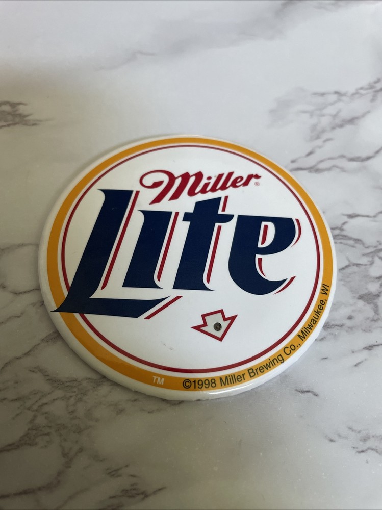 Miller Lite 1998 Beer Pinback Button Pin BEE-11