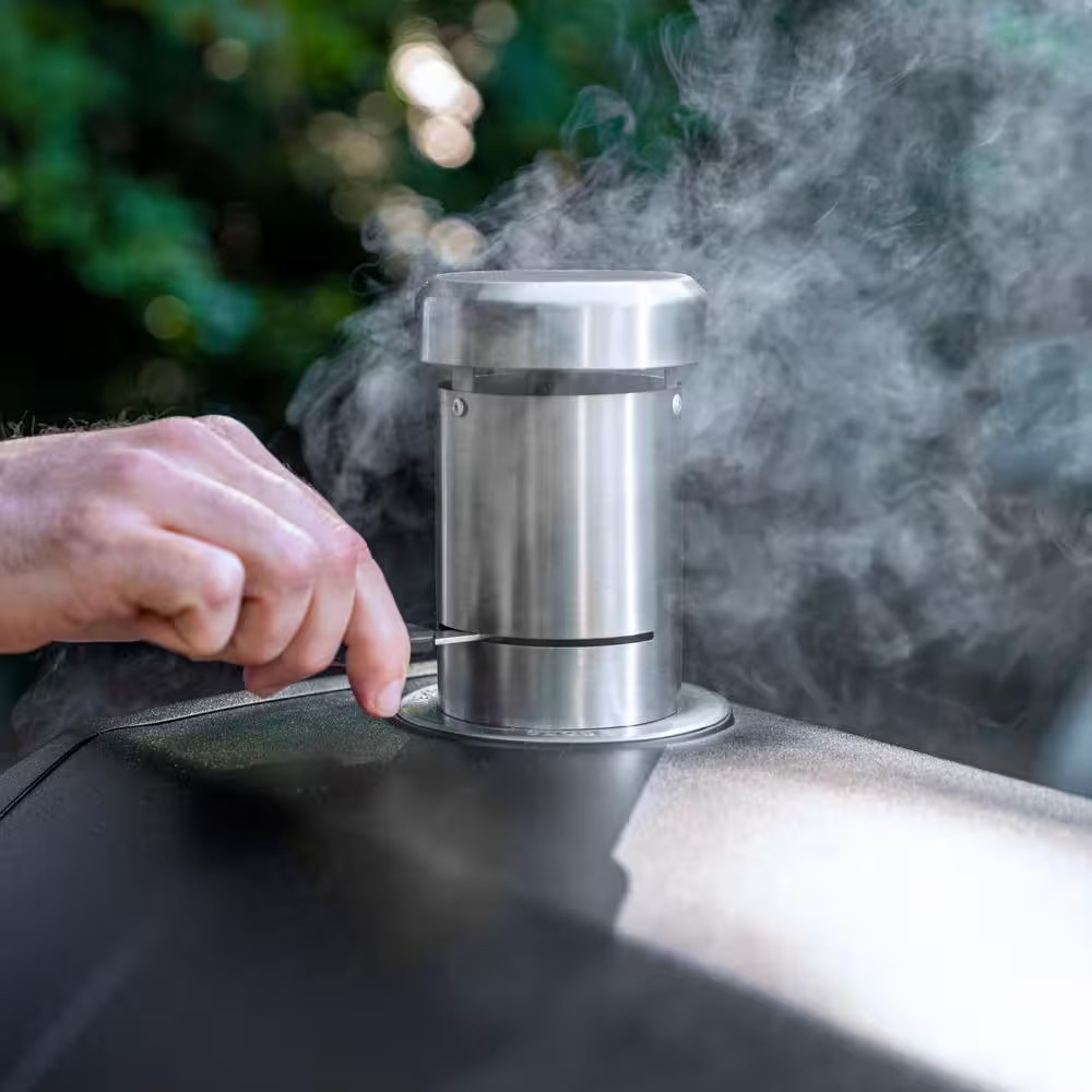 Classic Charcoal Grill in Black