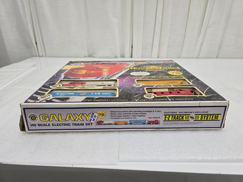 Bachman Galaxy HO Scale Train EZ Track System Read