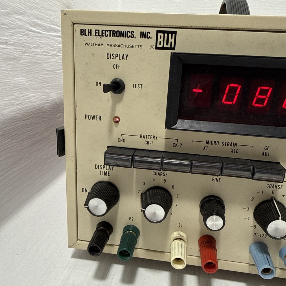 BLH Electronics Model 1200B Digital Strain Indicator Ser 4039 Vintage (TESTED)