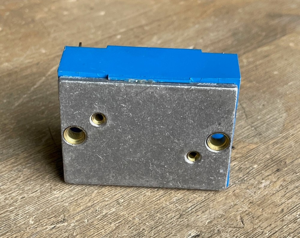 TELEMECANIQUE ALLIED CONTROL MODEL E3-25D1A SOLID STATE RELAY 25A 280VAC