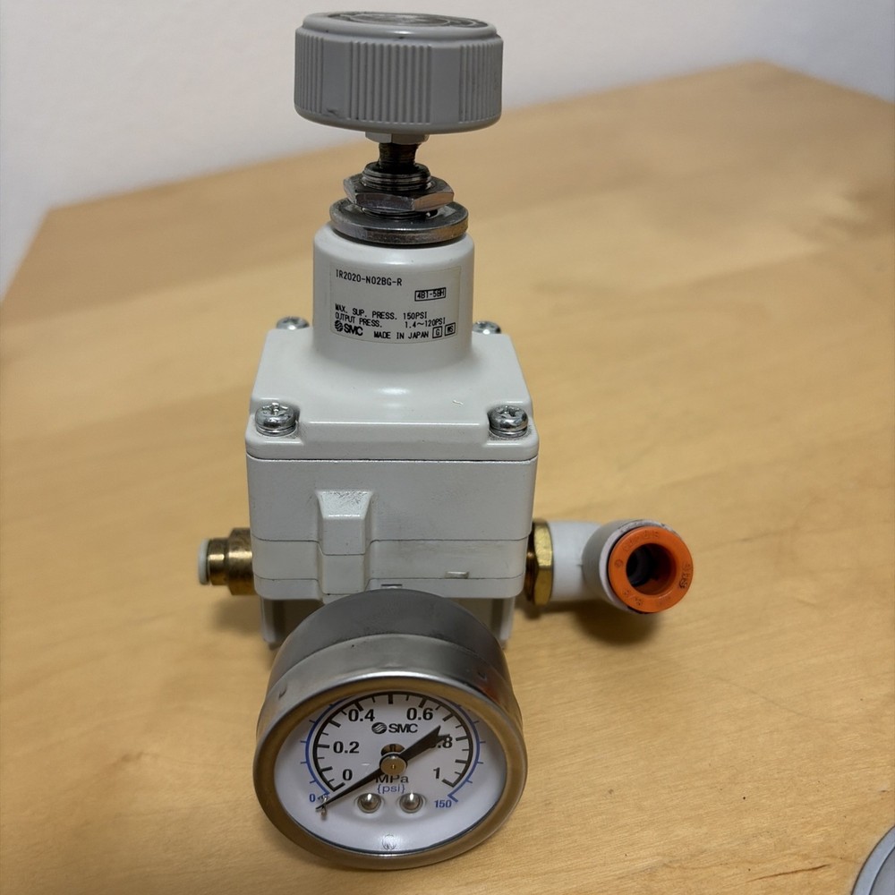 SMC IR2020-N02BG-R regulator, precision, 1/4 npt, IR PRECISION REGULATOR