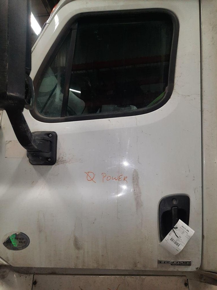 For 2016 FREIGHTLINER CASCADIA 113-125 DOOR ASSEMBLY Left ,  CO