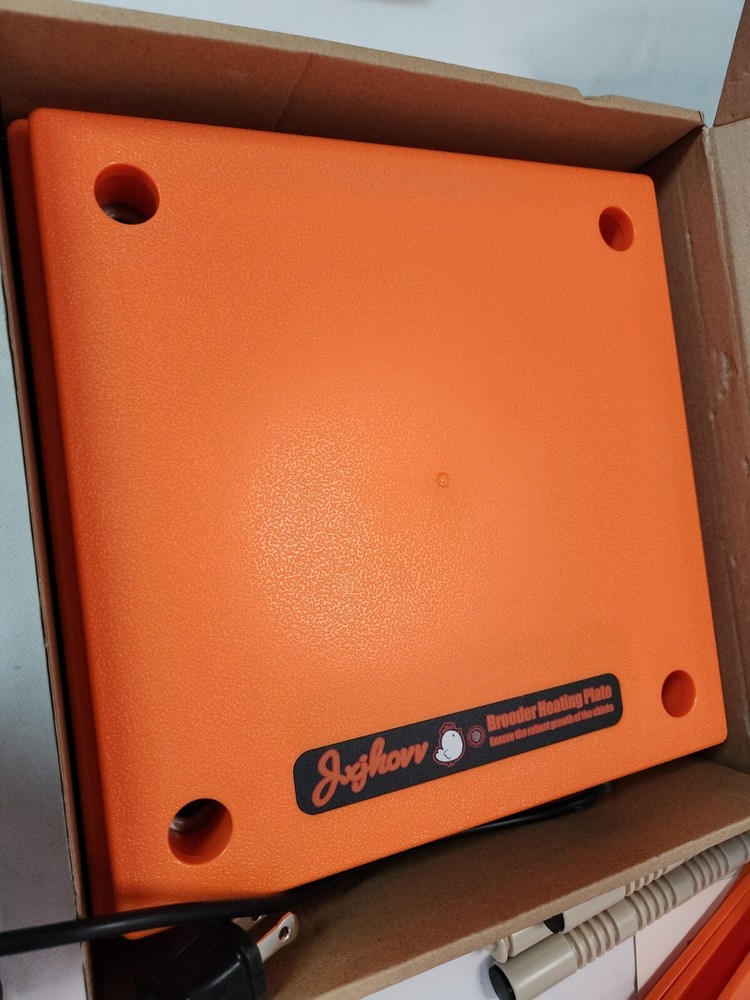 Brooder Heater for Chicks 10" x 10" with Anti Stand Lid and Adjustable Heights