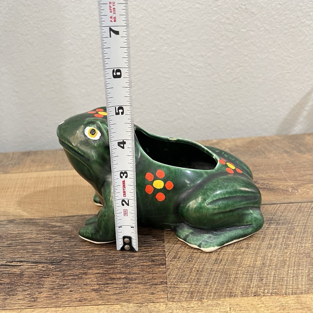 Vintage Pottery Ceramic Green Frog Toad Planter