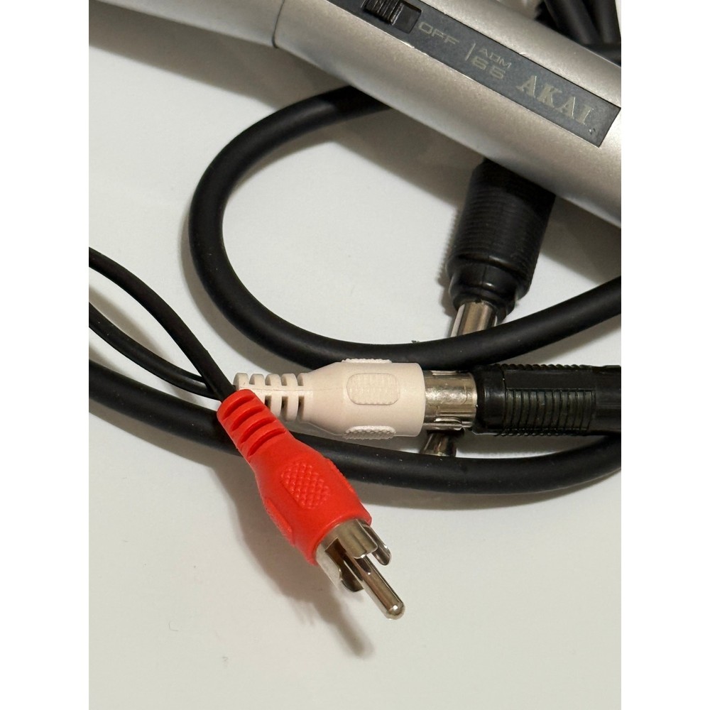 Vintage AKAI ADM-40 Dynamic Microphone