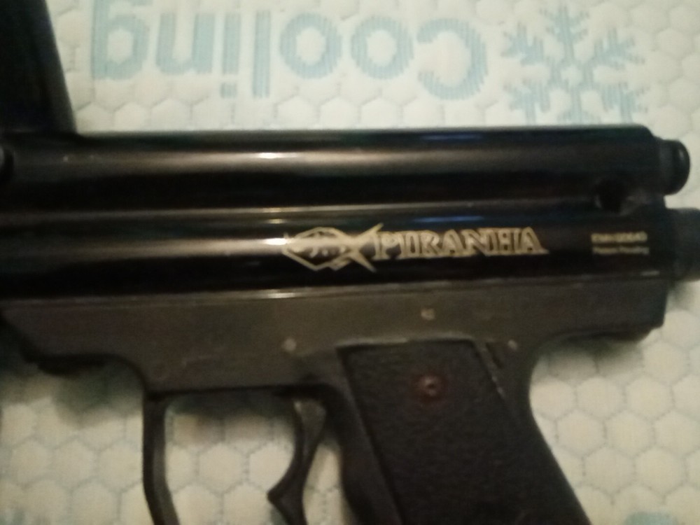 piranha Emn 00640 paintball gun