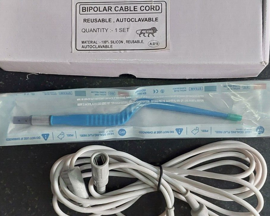 Bipolar Forceps Curved with Bipolar Cable Reusable Shape Bayonet Fine Tip