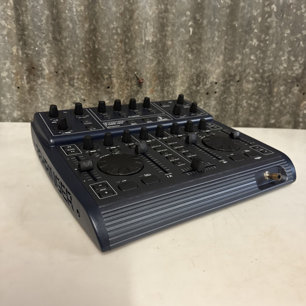 Behringer B-Control DeeJay BCD2000 Mint Condition Im Box! DJ Mixer Machine